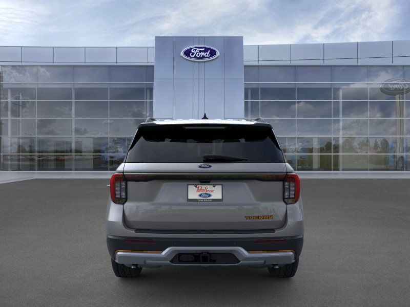 Ford Explorer Vehicle Full-screen Gallery Image 07