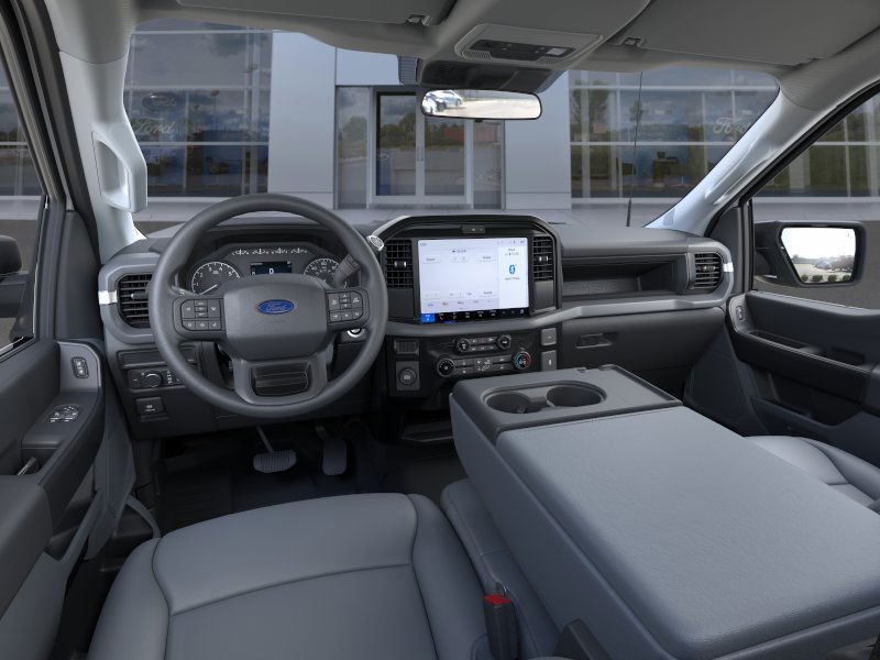 Ford F-150 Vehicle Full-screen Gallery Image 11