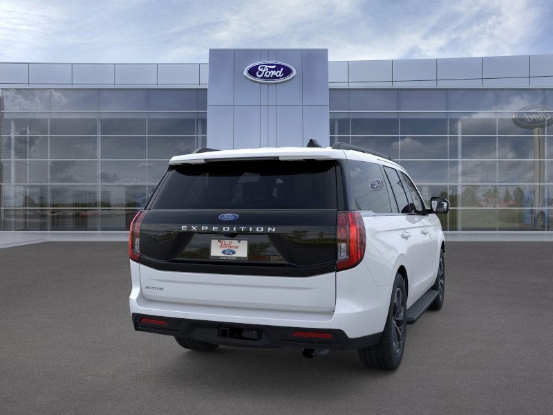 Ford Expedition Vehicle Full-screen Gallery Image 10