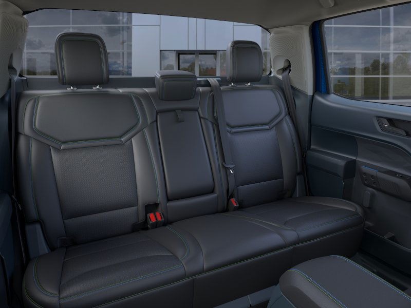 Ford Maverick Vehicle Full-screen Gallery Image 13