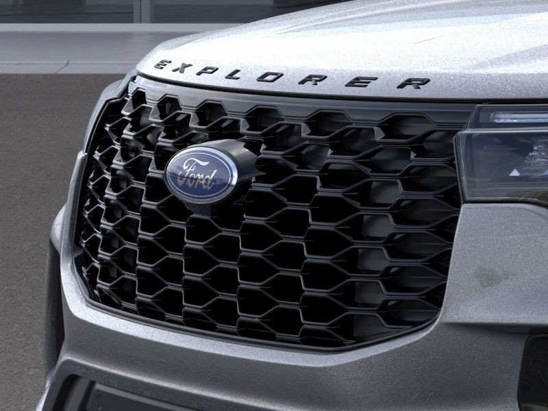 Ford Explorer Vehicle Full-screen Gallery Image 19
