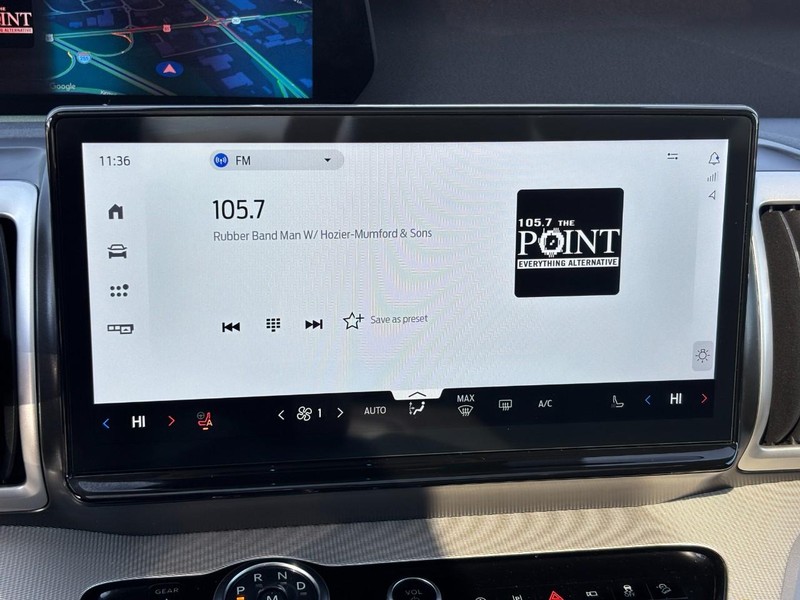 Ford Expedition Vehicle Full-screen Gallery Image 26