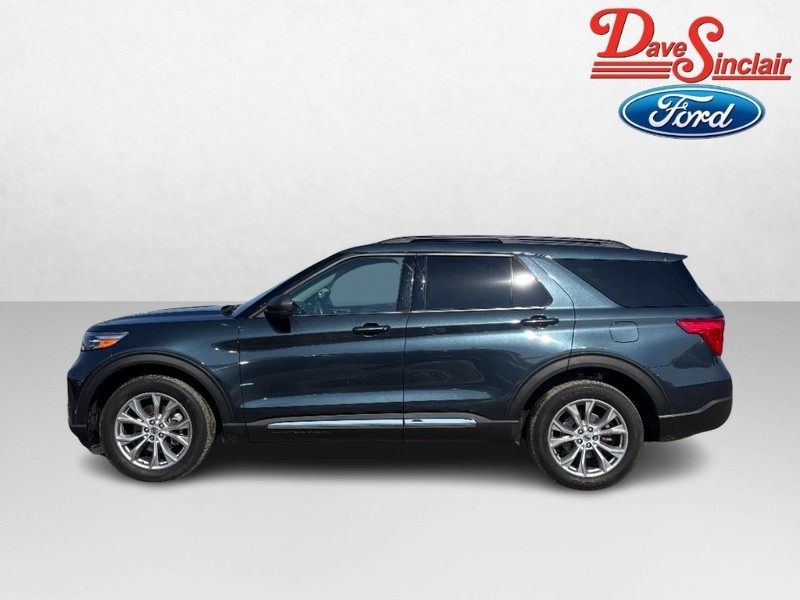 Ford Explorer Vehicle Full-screen Gallery Image 10