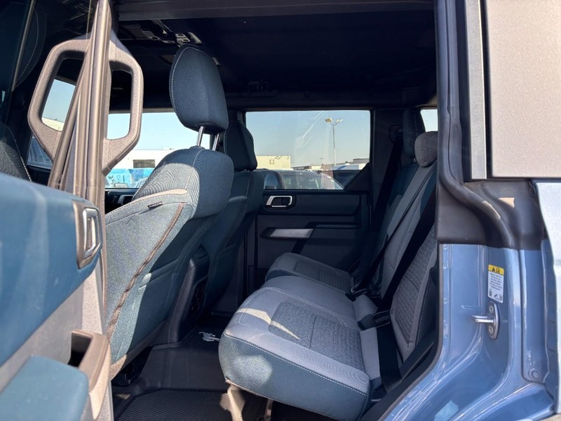 Ford Bronco Vehicle Image 12