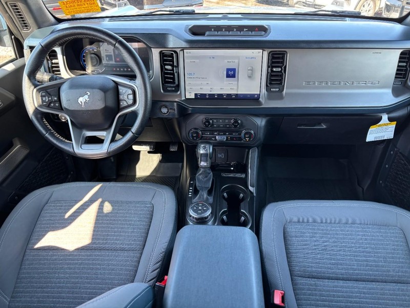 Ford Bronco Vehicle Image 14