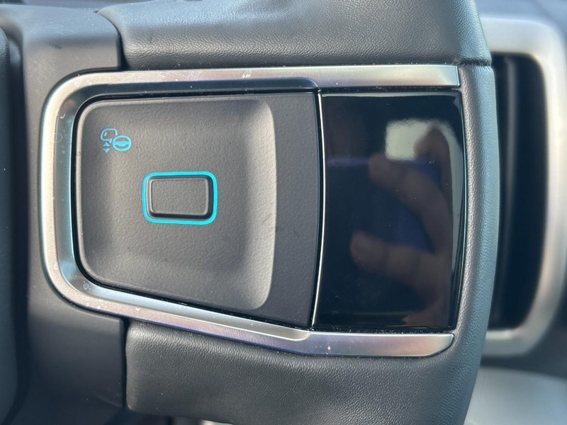 Ford Expedition Vehicle Full-screen Gallery Image 22