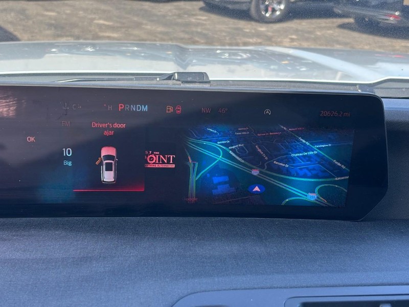 Ford Expedition Vehicle Full-screen Gallery Image 24