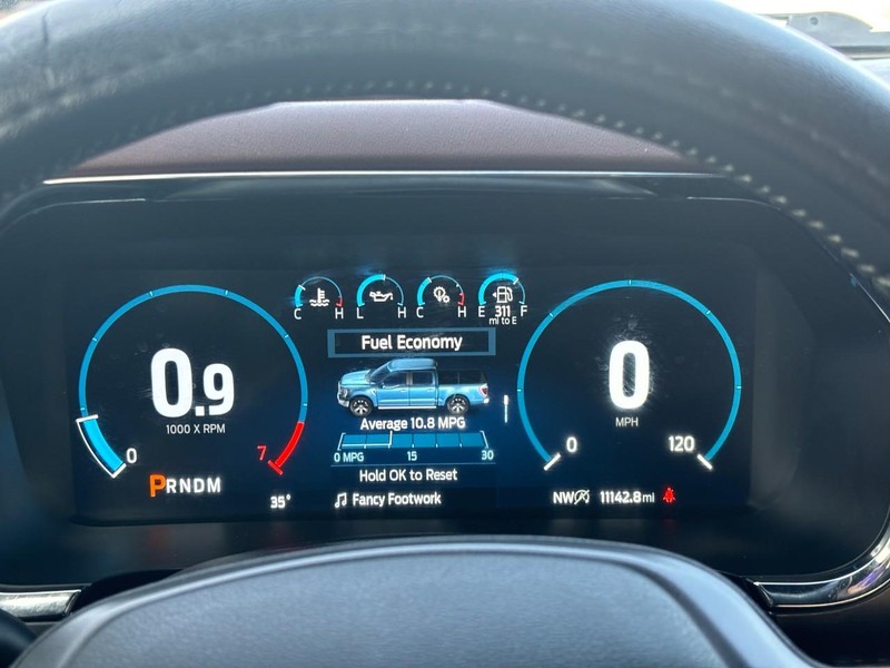 Ford F-150 Vehicle Full-screen Gallery Image 22