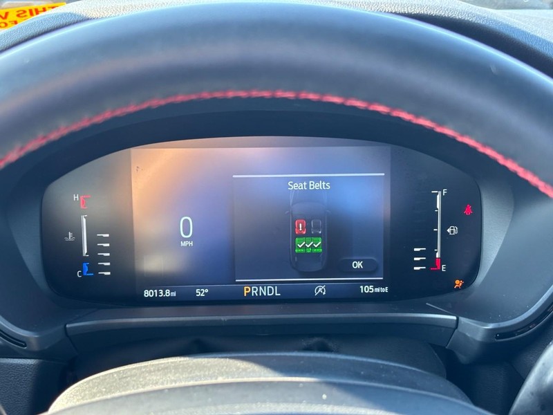 Ford Escape Vehicle Full-screen Gallery Image 22