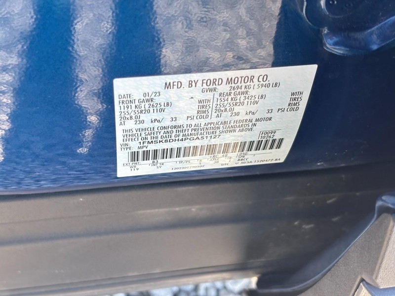 Ford Explorer Vehicle Image 28