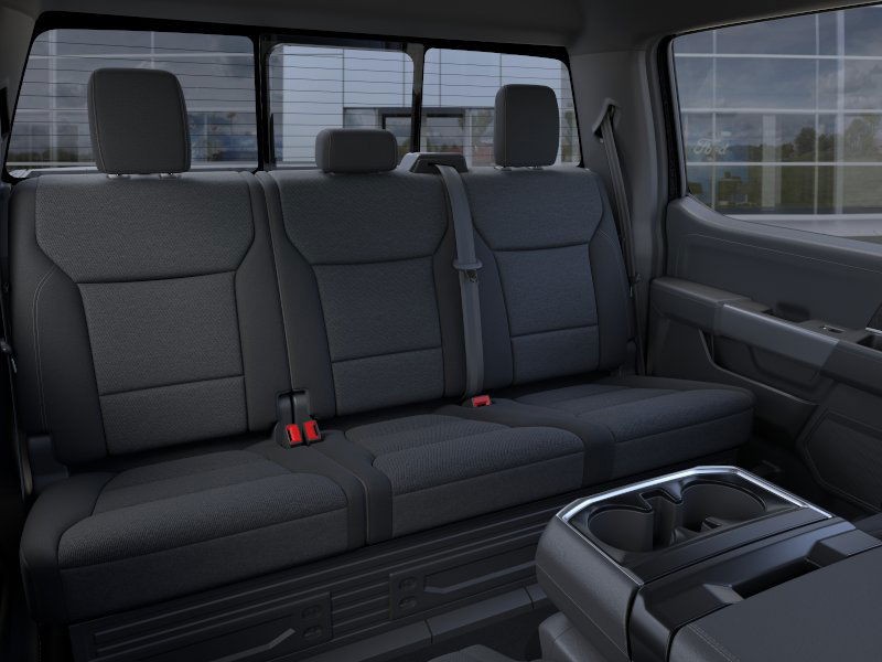 Ford F-150 Vehicle Full-screen Gallery Image 13