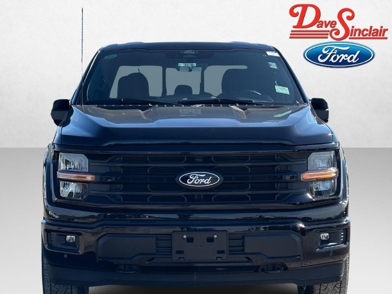 Ford F-150 Vehicle Full-screen Gallery Image 02