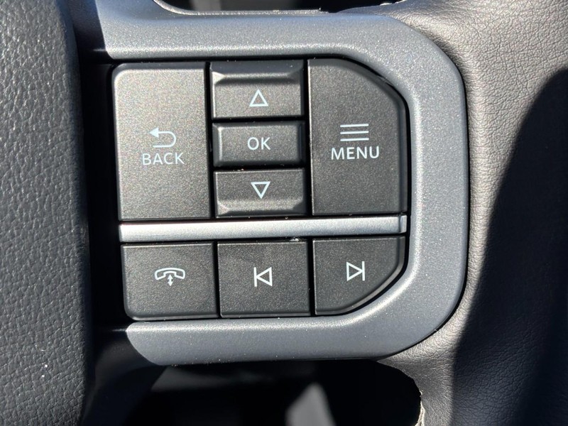 Ford F-150 Vehicle Full-screen Gallery Image 21