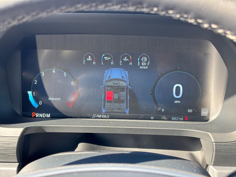 Ford F-150 Vehicle Full-screen Gallery Image 22