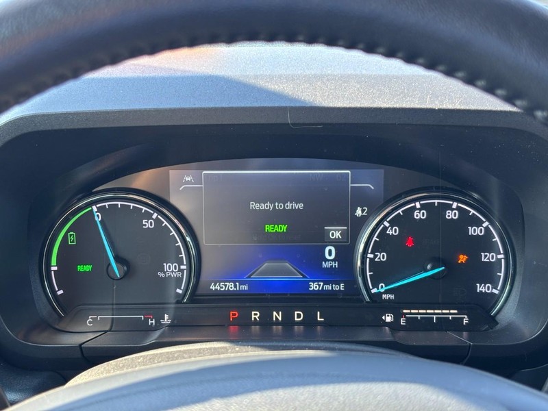 Ford Maverick Vehicle Full-screen Gallery Image 22