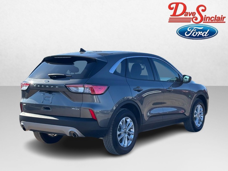 Ford Escape Vehicle Full-screen Gallery Image 07