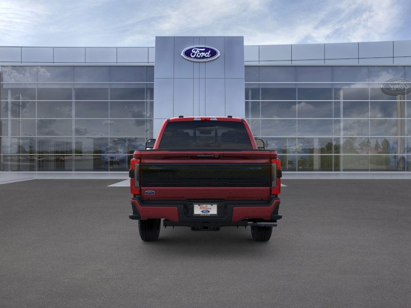 Ford Super Duty F-250 SRW Vehicle Full-screen Gallery Image 07