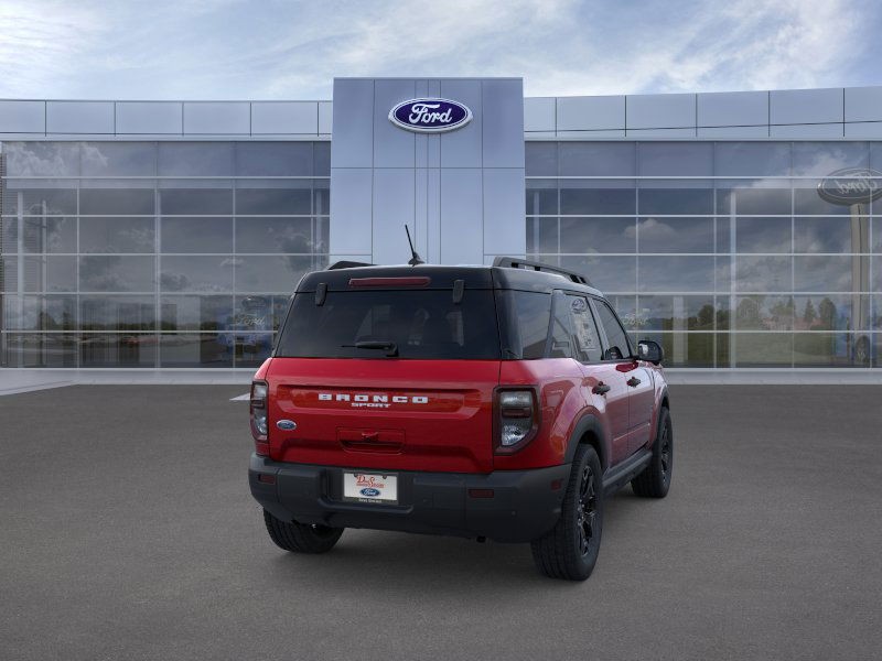 Ford Bronco Sport Vehicle Full-screen Gallery Image 10