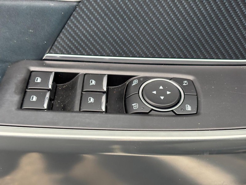 Ford F-150 Vehicle Image 17