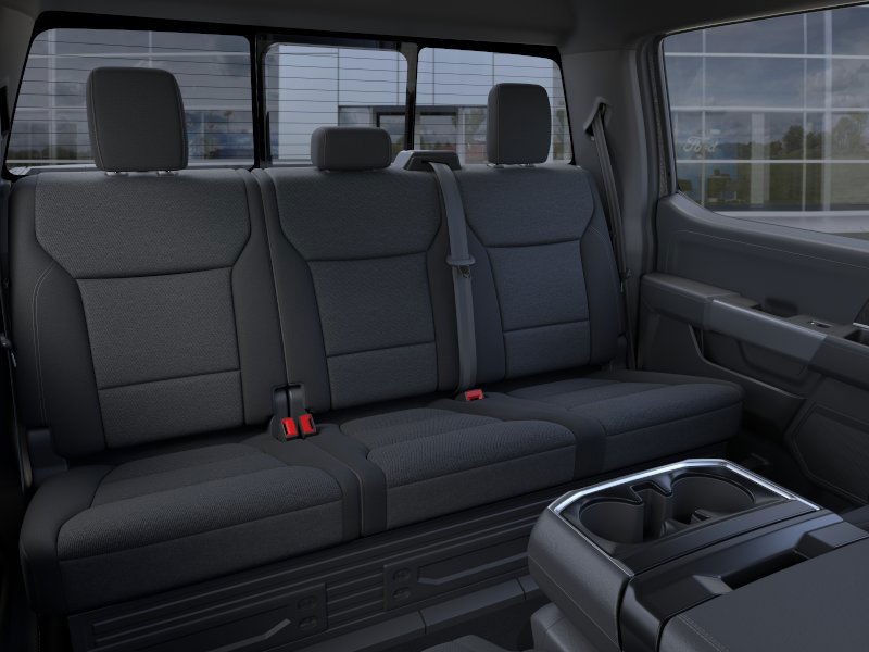 Ford F-150 Vehicle Full-screen Gallery Image 13