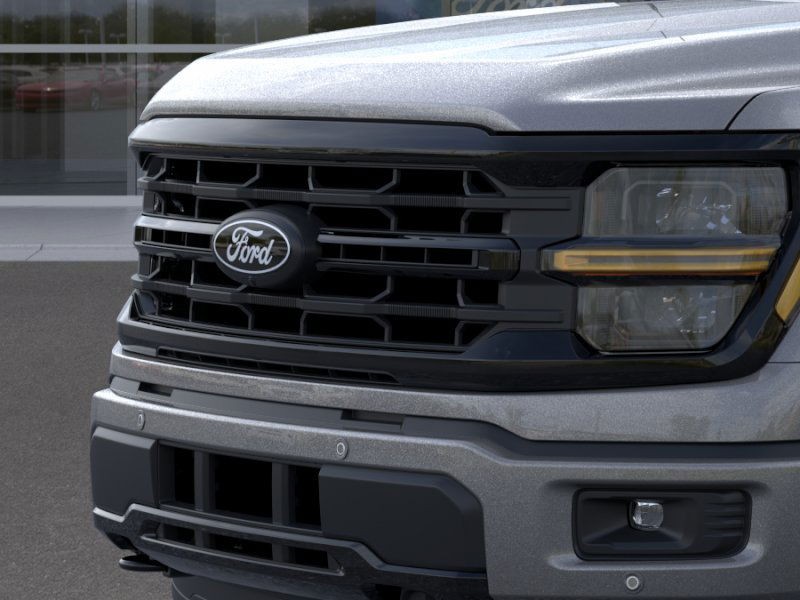 Ford F-150 Vehicle Full-screen Gallery Image 19