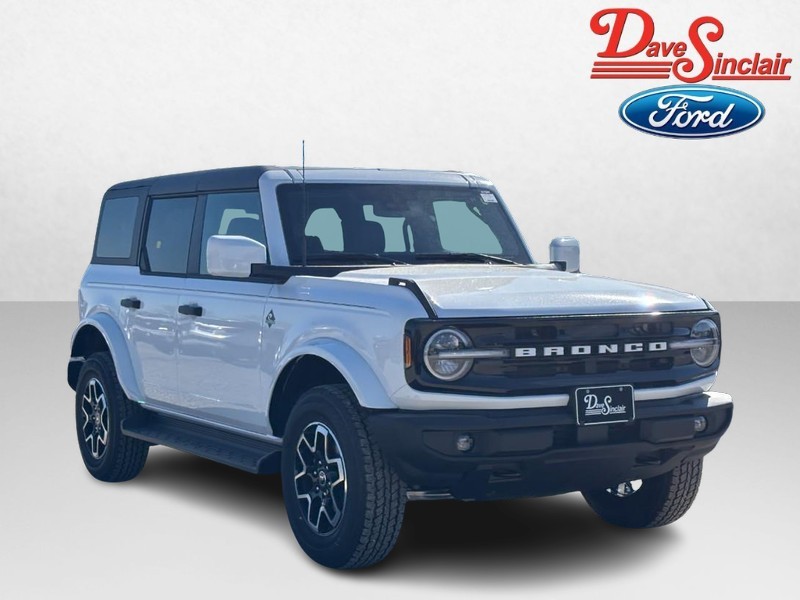 Ford Bronco Vehicle Image 04
