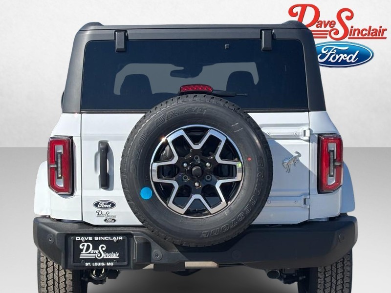 Ford Bronco Vehicle Image 08