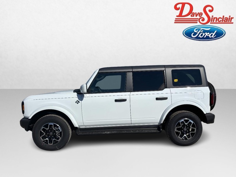 Ford Bronco Vehicle Image 10