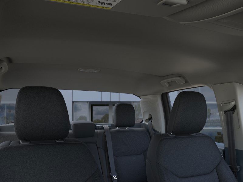 Ford Maverick Vehicle Full-screen Gallery Image 14