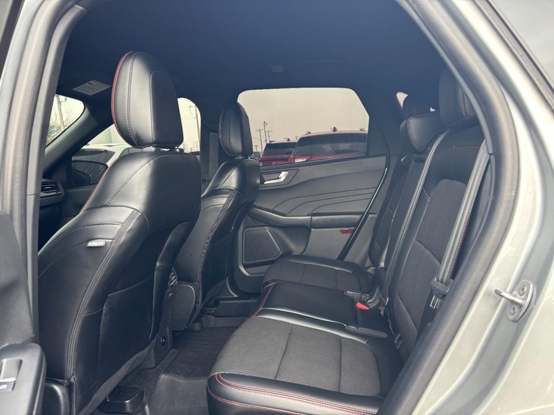 Ford Escape Vehicle Image 12