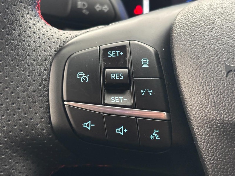 Ford Escape Vehicle Image 18