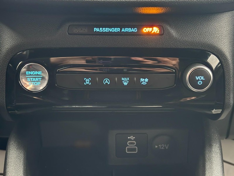 Ford Escape Vehicle Image 23