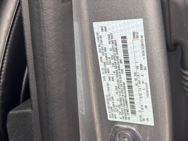 Ford Escape Vehicle Image 24