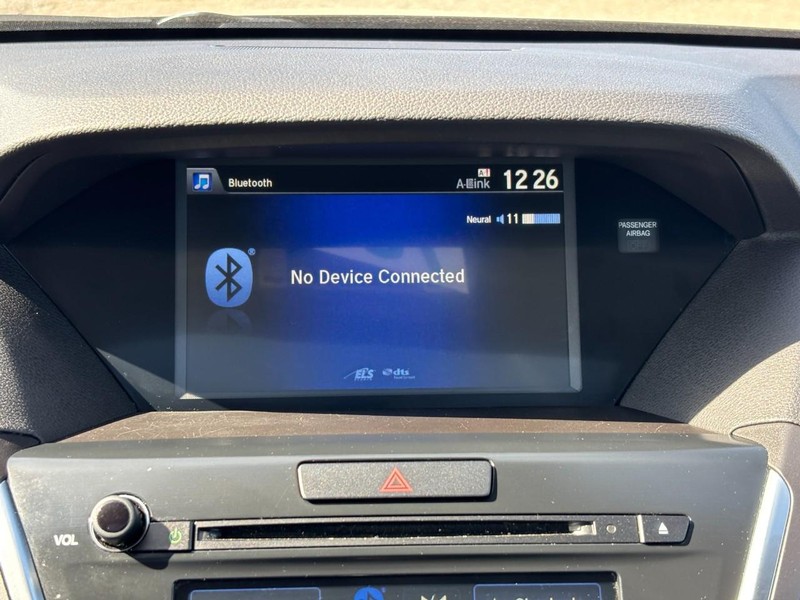 Acura MDX Vehicle Full-screen Gallery Image 22