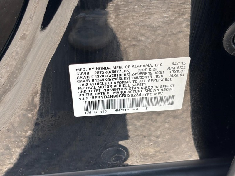 Acura MDX Vehicle Full-screen Gallery Image 26