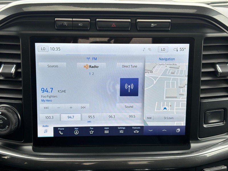 Ford F-150 Vehicle Full-screen Gallery Image 23