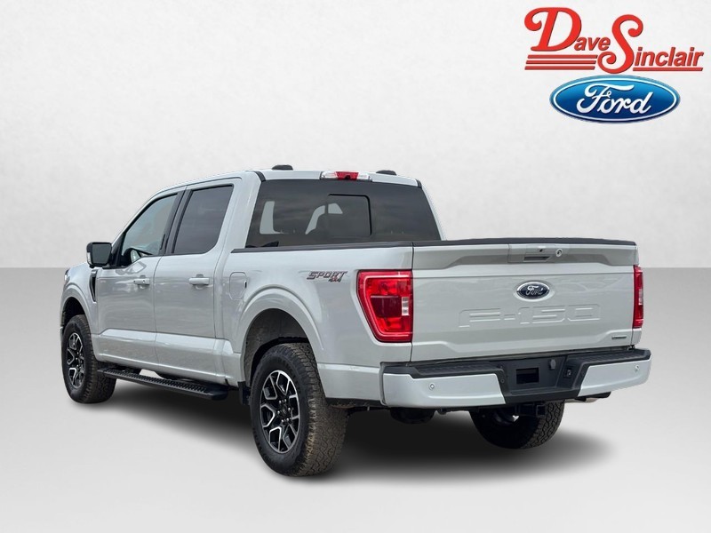 Ford F-150 Vehicle Full-screen Gallery Image 09