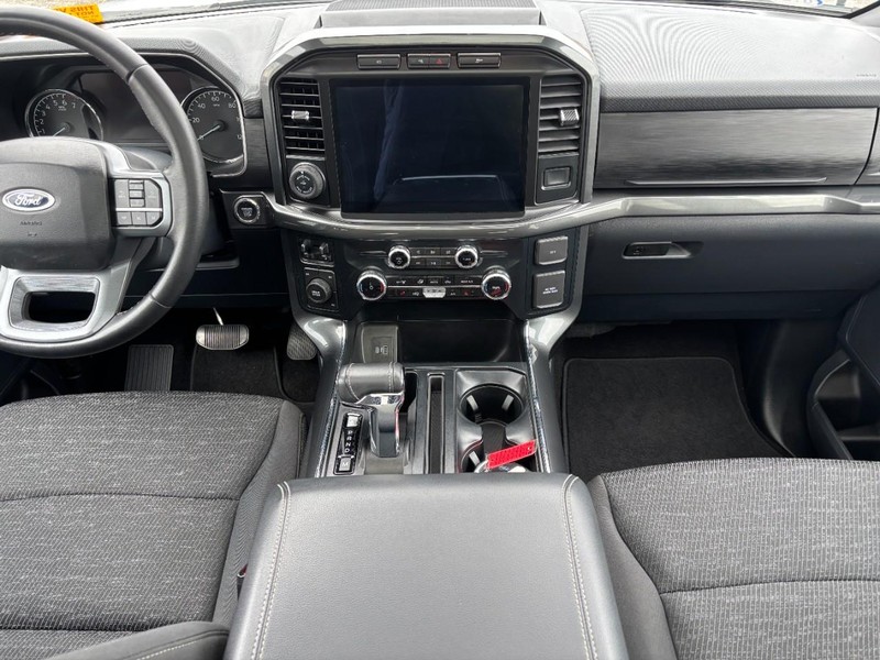 Ford F-150 Vehicle Full-screen Gallery Image 14