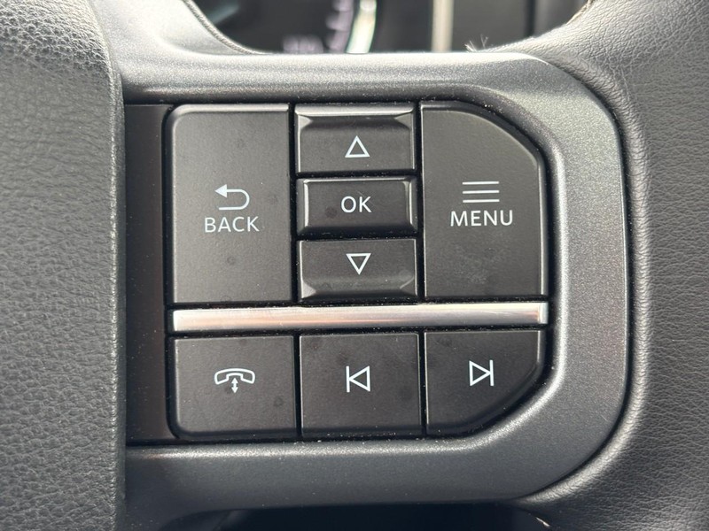 Ford F-150 Vehicle Full-screen Gallery Image 21