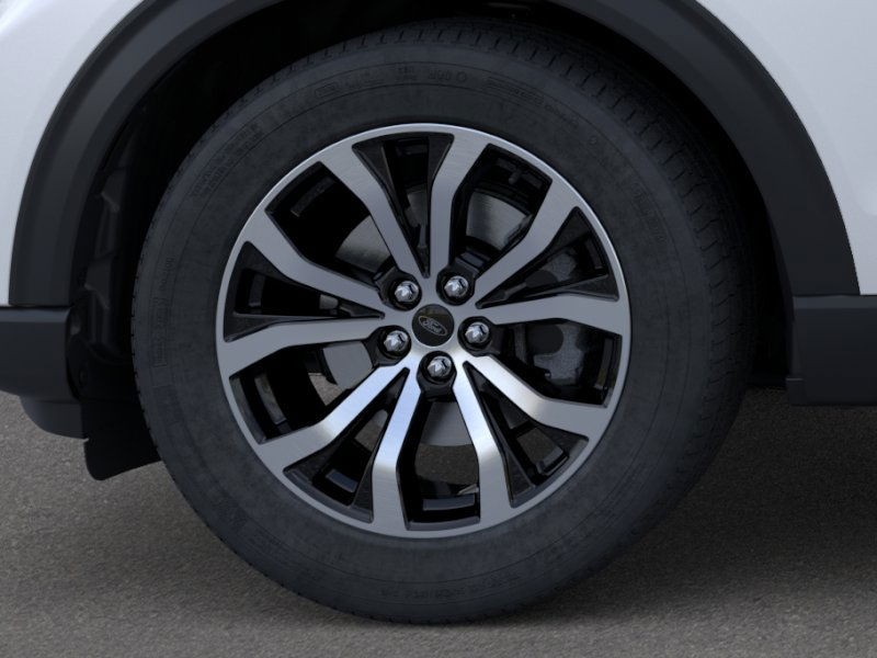 Ford Explorer Vehicle Full-screen Gallery Image 21