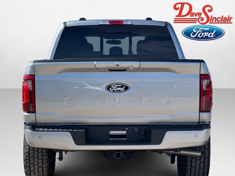 Ford F-150 Vehicle Full-screen Gallery Image 08