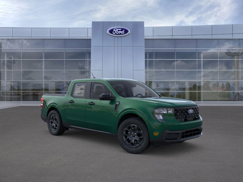 Ford Maverick Vehicle Full-screen Gallery Image 09