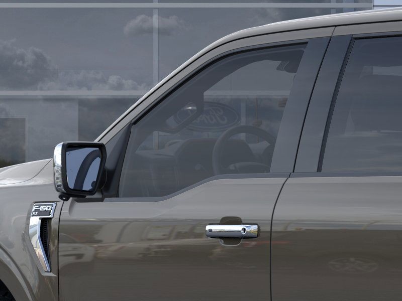 Ford F-150 Vehicle Full-screen Gallery Image 22