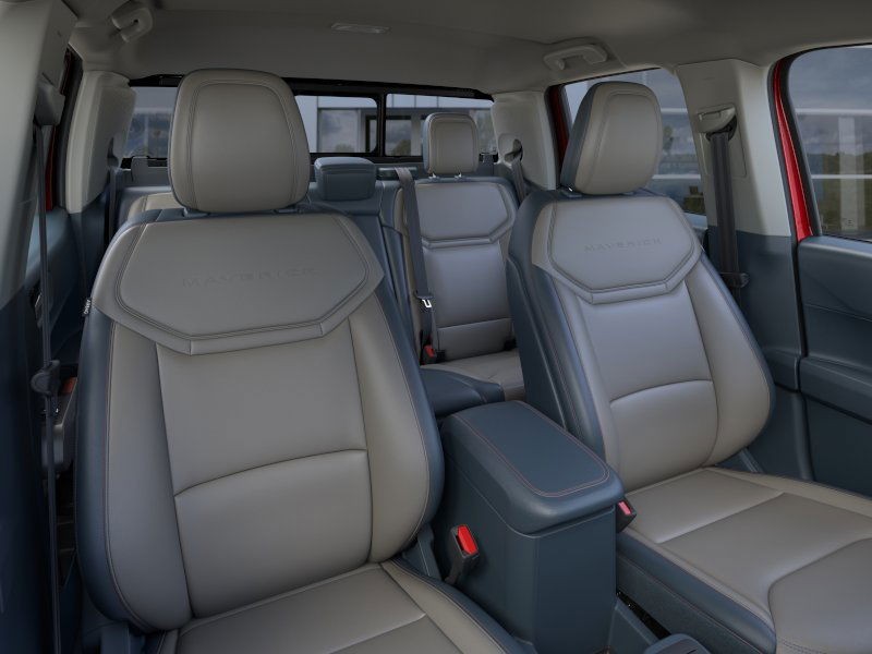 Ford Maverick Vehicle Full-screen Gallery Image 12