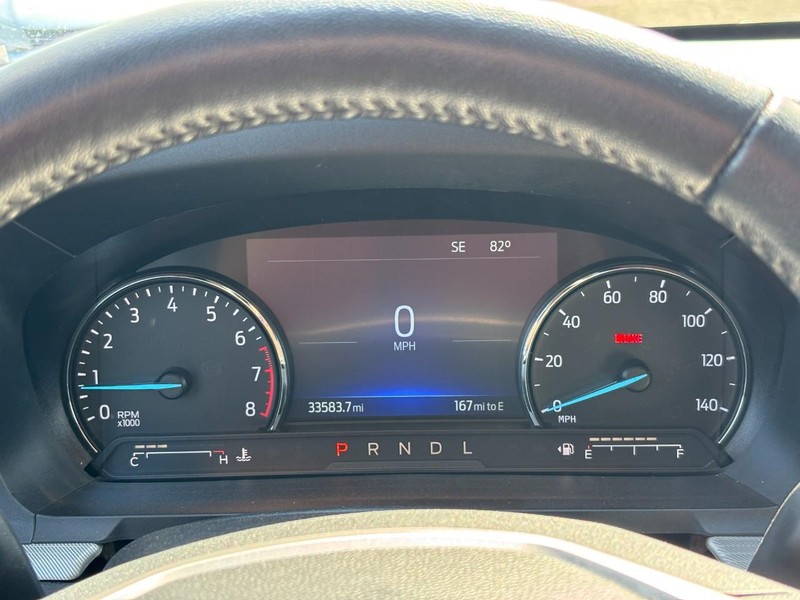 Ford Explorer Vehicle Full-screen Gallery Image 21