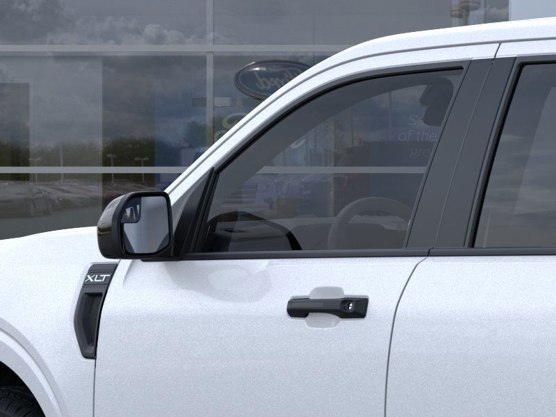 Ford Maverick Vehicle Full-screen Gallery Image 23