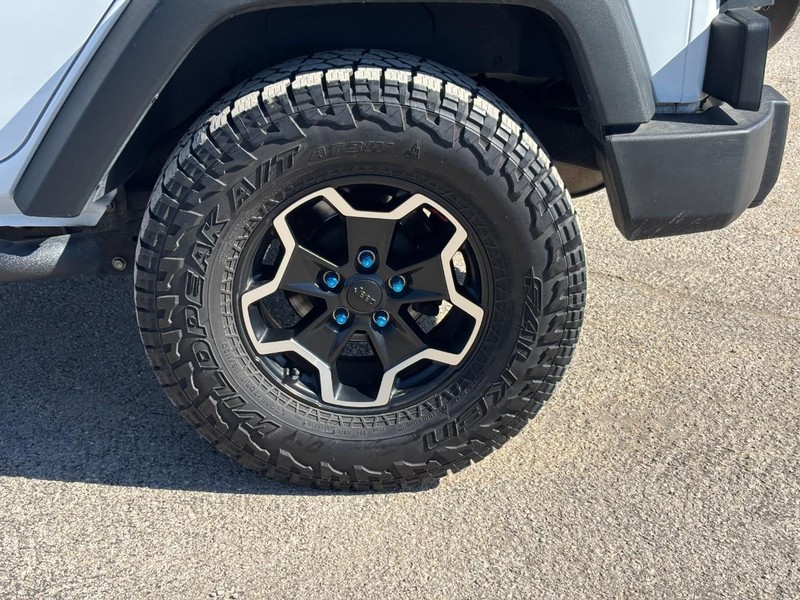 Jeep Wrangler Unlimited Vehicle Full-screen Gallery Image 11