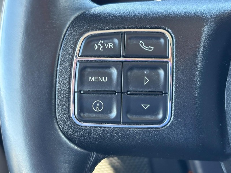 Jeep Wrangler Unlimited Vehicle Full-screen Gallery Image 18