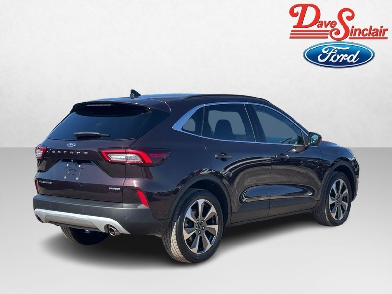 Ford Escape Vehicle Full-screen Gallery Image 07