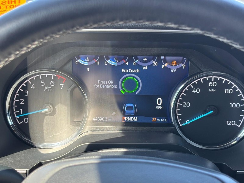 Ford F-150 Vehicle Full-screen Gallery Image 22